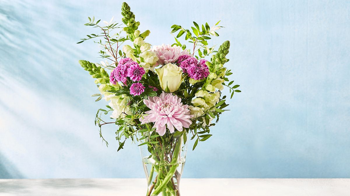 Why Co-op flowers make the best gifts | Co-op Blog