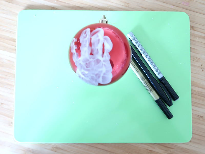 bauble_hand_print_step_05